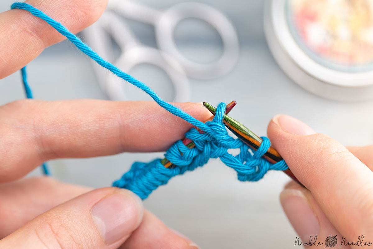 slipping one stitch purlwise with yarn in front